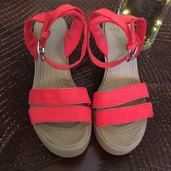 ladies wedges size 6